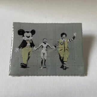 Broche Napalm by Banksy, 48 carrés