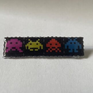 Broche Space Invaders Black, 4 carrés