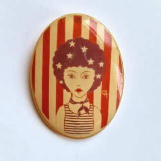 Broche Vintage Léa Stein – La Femme à la marinière